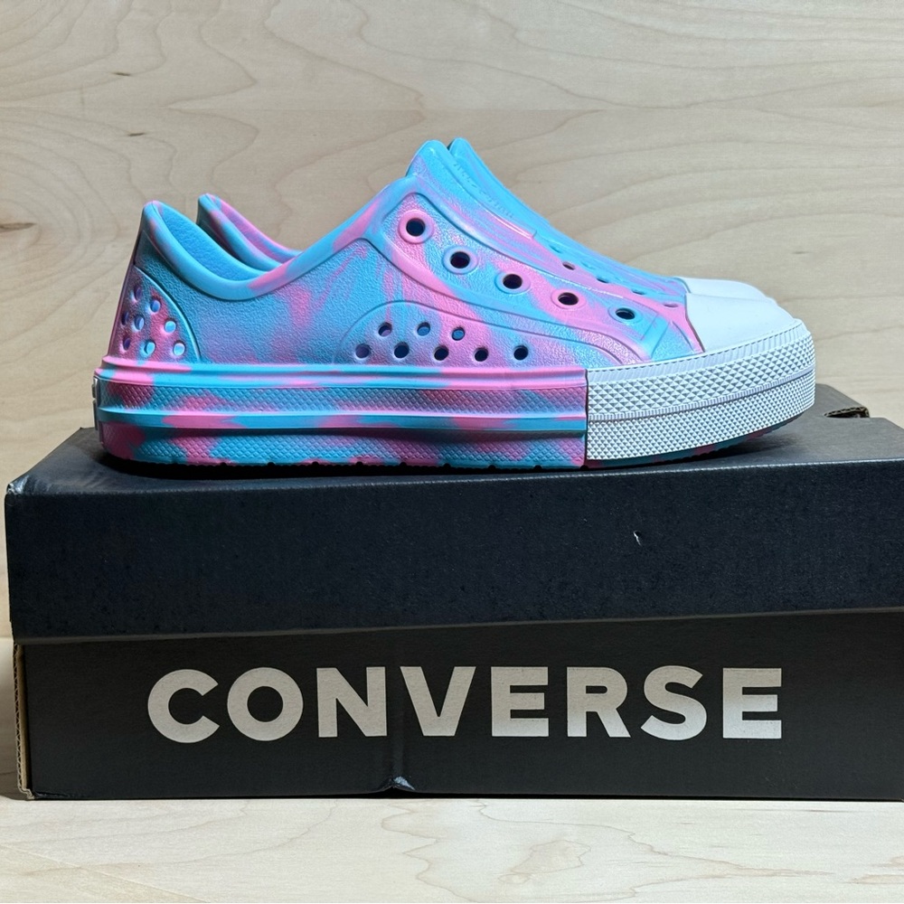 Converse Vibrant Blue Pink Canvas Sneakers